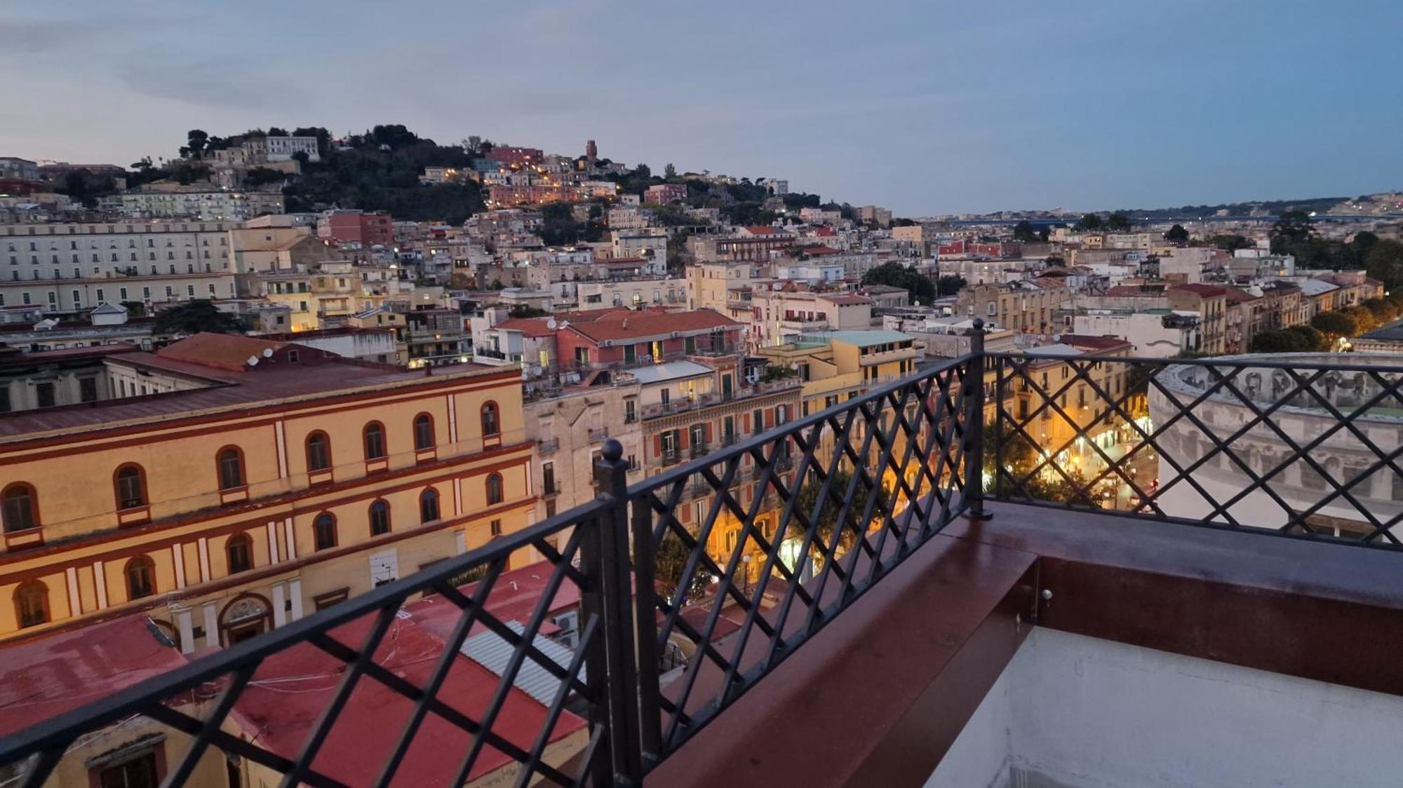 Faccia Gialla Napoli Casa Vacanze Eksteriør bilde